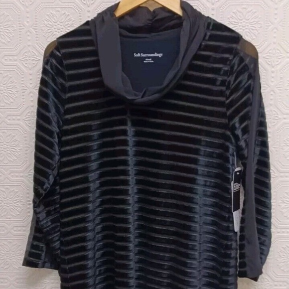 Soft Surroundings Meri Velvet Top - NWOT - Picture 1 of 4